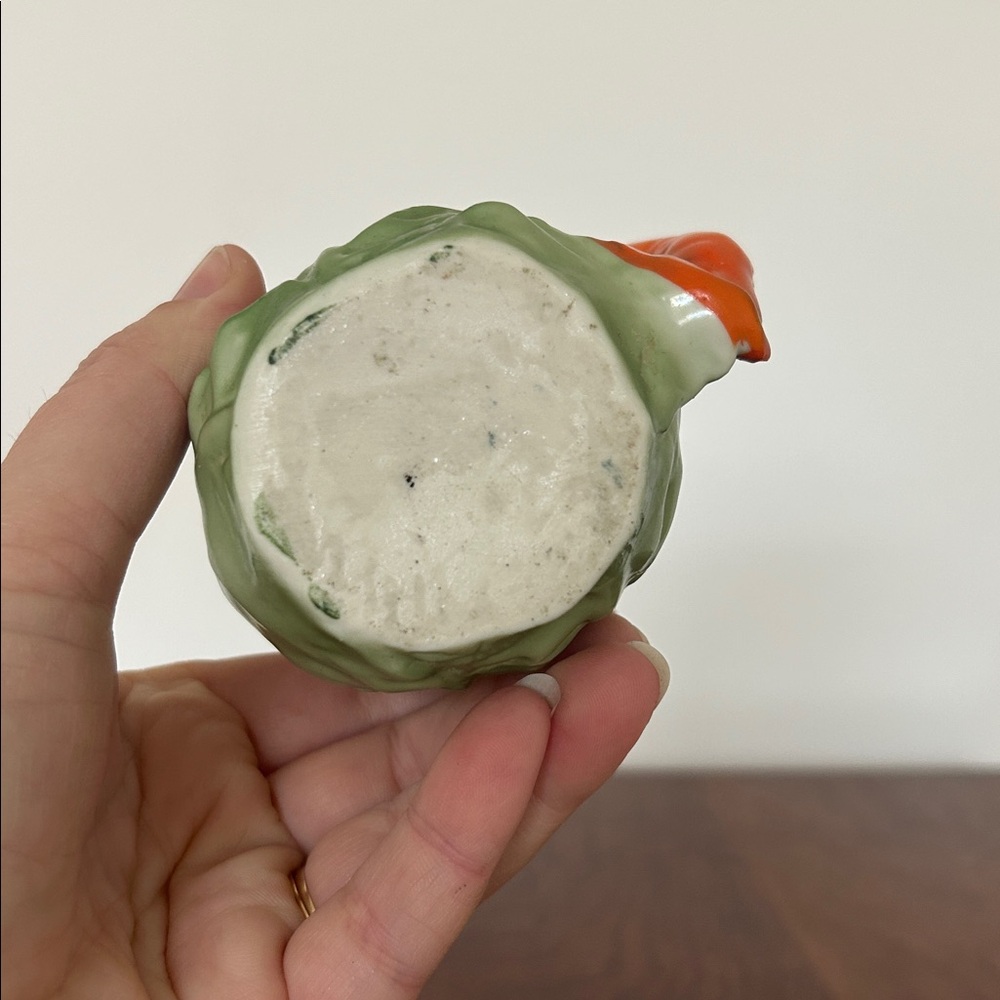 Vintage Ceramic Lobster Cabbageware Creamer - Picture 4 of 5
